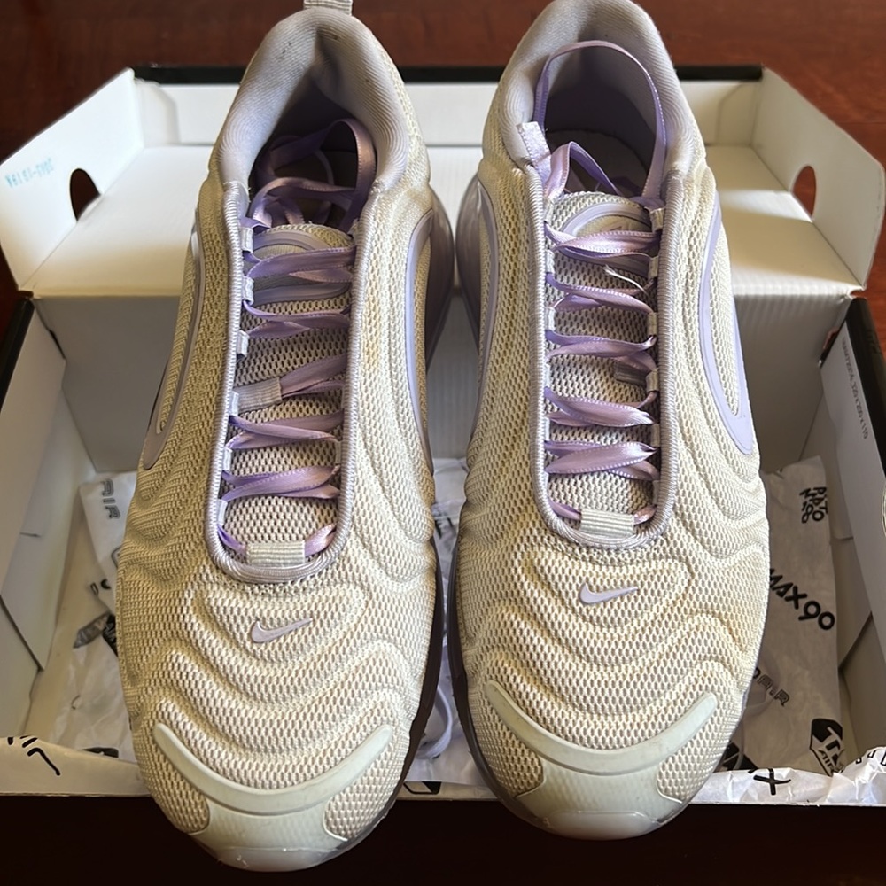 Nike Air Max 720